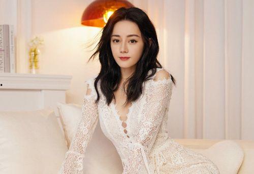 娱乐圈吃瓜爆料成毅杨紫,甜蜜互动引热议