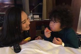 娱乐吃瓜美女主持,美女主持的瓜田传奇