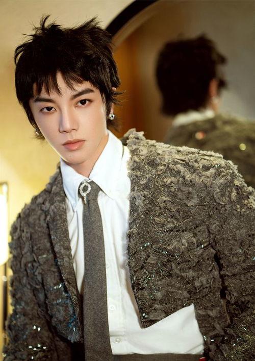 娱乐圈吃瓜 博主是谁,揭秘幕后真相，带你走进娱乐圈的神秘世界