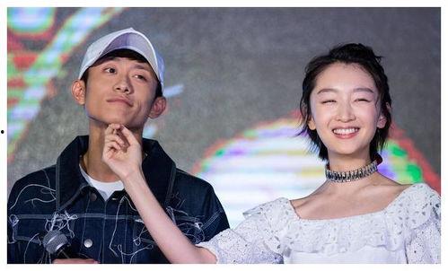 娱乐圈吃瓜集合图片,揭秘吃瓜图背后的精彩瞬间